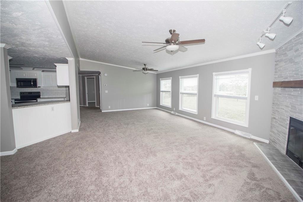 28063 Dunbar Road Atlanta, IN 46031 - Photo 11 of 38 Gallery Image 11