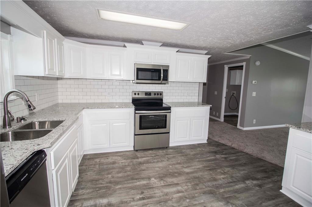 28063 Dunbar Road Atlanta, IN 46031 - Photo 5 of 38 Gallery Image 5