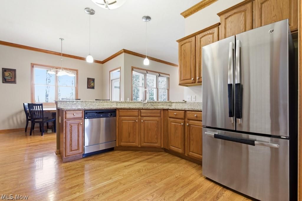 11561 Riding Trail Painesville, OH 44077 - Photo 10 of 38
