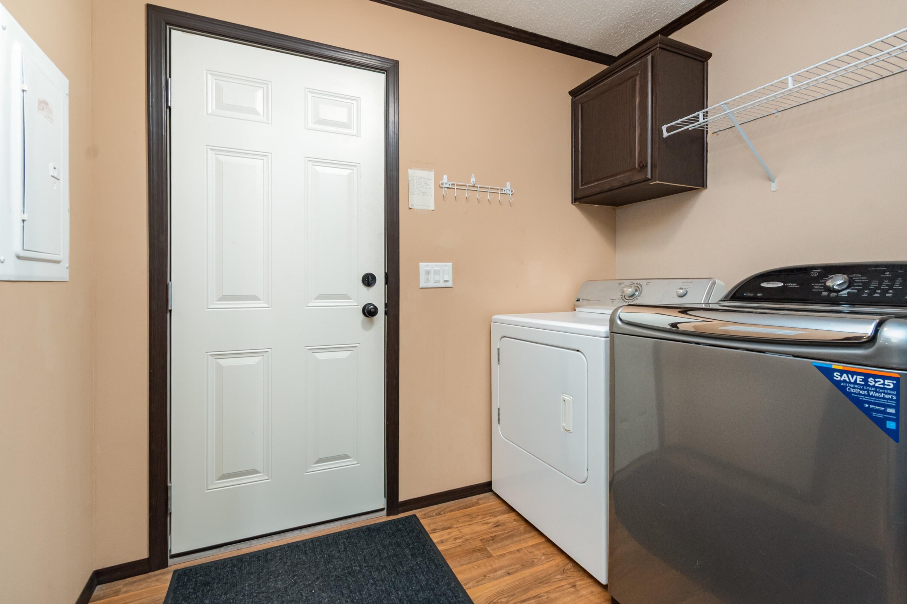 2194 Yordy Road Mio, MI 48647 - Photo 25 of 32 Laundry and mud room