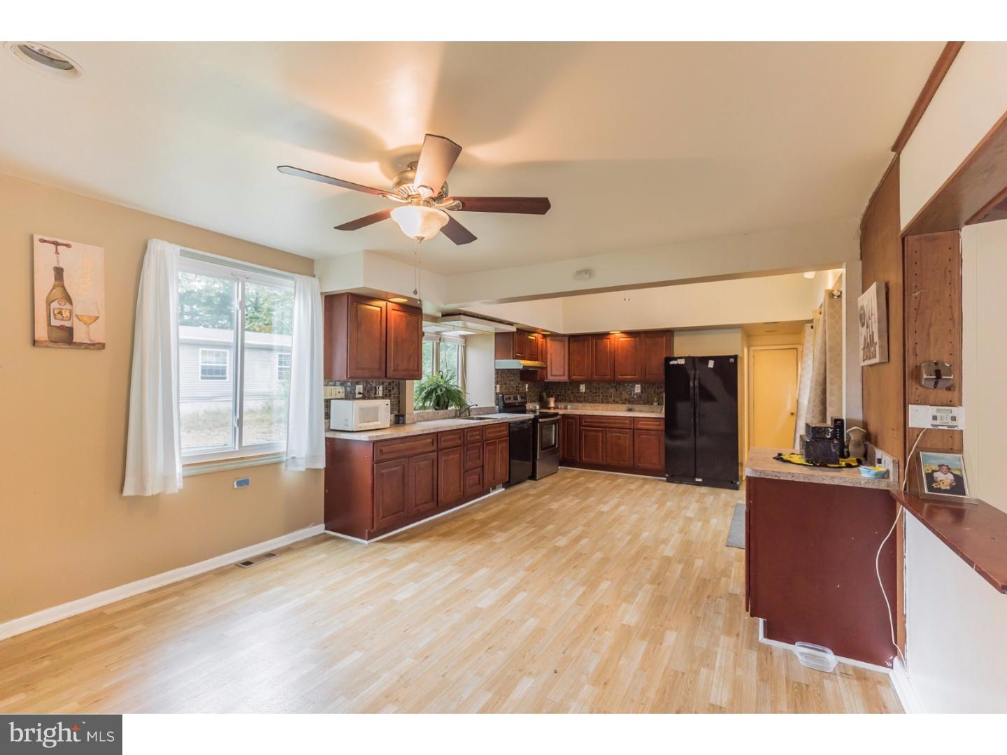 121 South Carlton Street Lindenwold, NJ 08021 - Photo 10 of 25