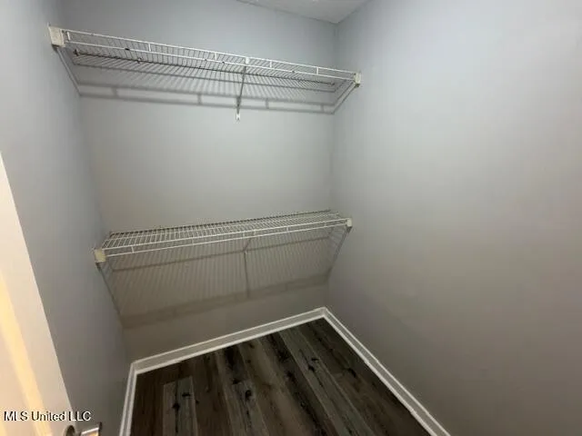 $1,600 | 2014 Red Oak Drive, Brandon, MS 39042