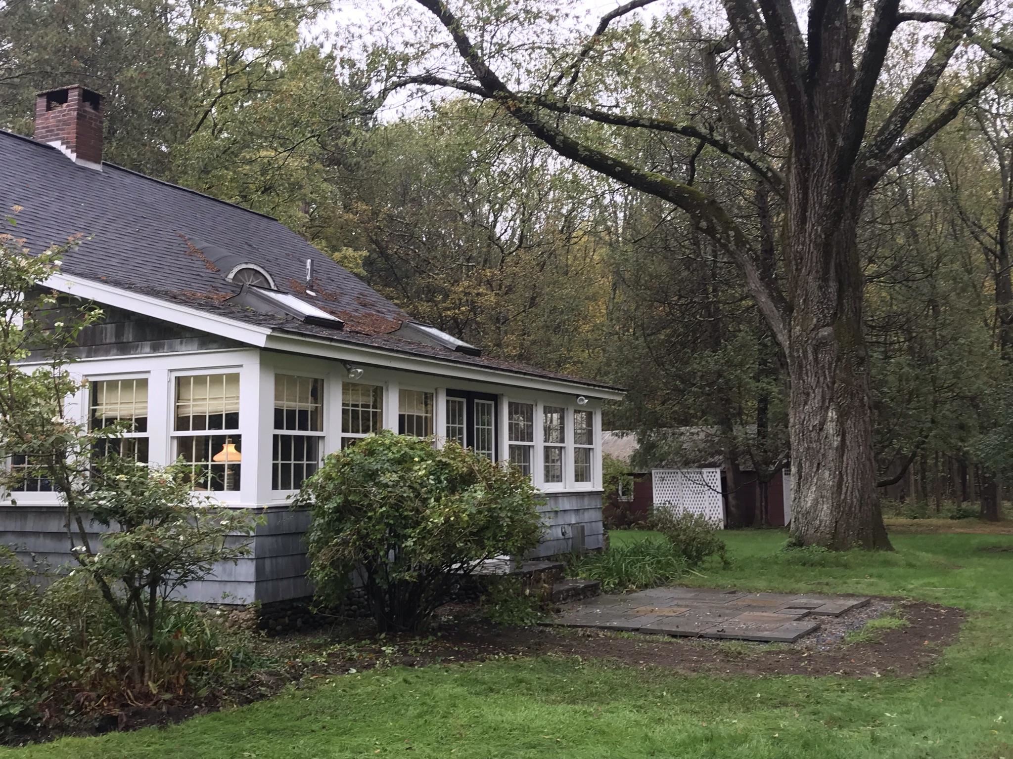 493 Raymond Road Colchester, VT 05446 - Photo 2 of 34 Gallery Image 2