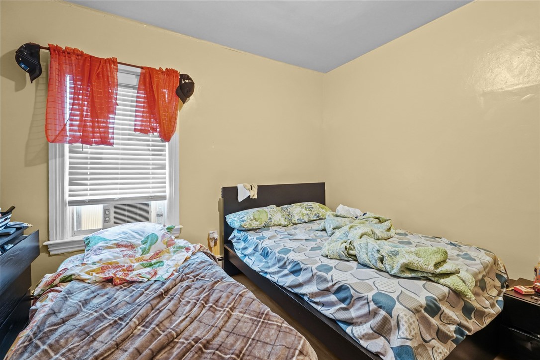 76 Slater Street Pawtucket, RI 02860 - Photo 19 of 40