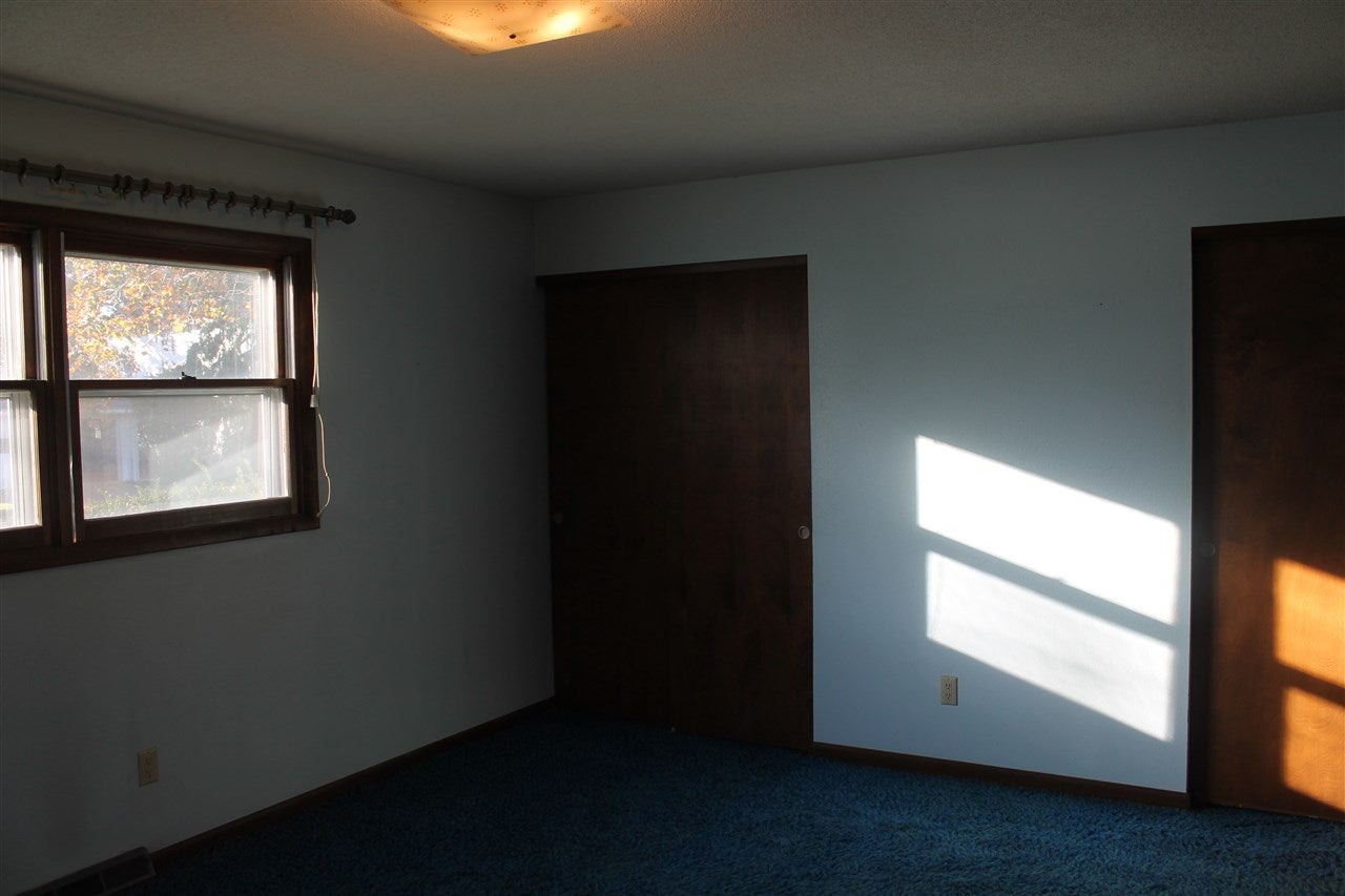 110 North Riggs Street Lone Tree, IA 52755 - Photo 8 of 24 Gallery Image 8