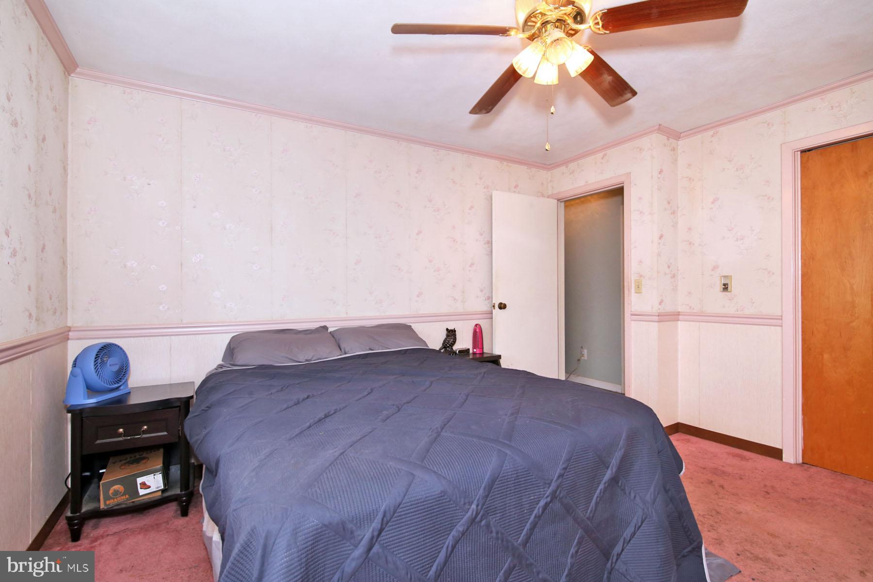 421 Hilltop Road Myerstown, PA 17067 - Photo 18 of 41 Primary bedroom