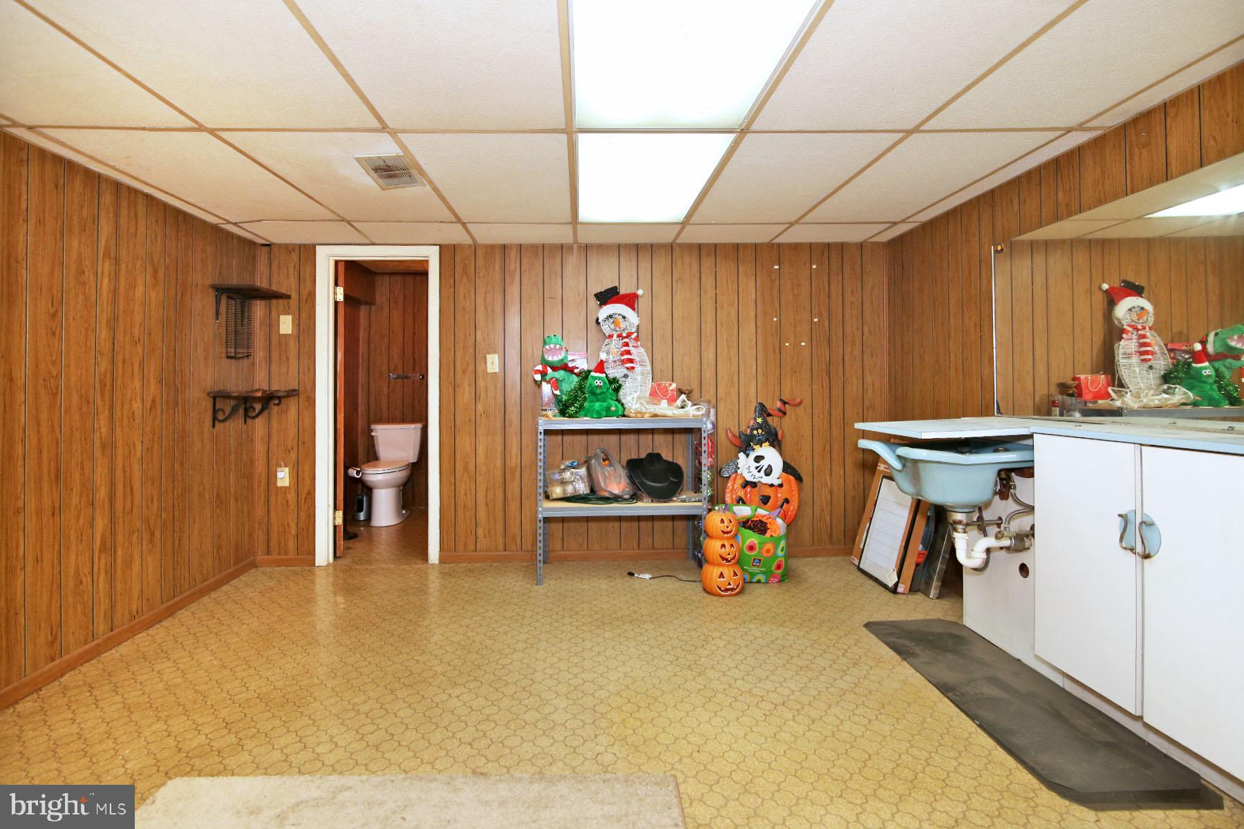421 Hilltop Road Myerstown, PA 17067 - Photo 26 of 41 Gallery Image 26