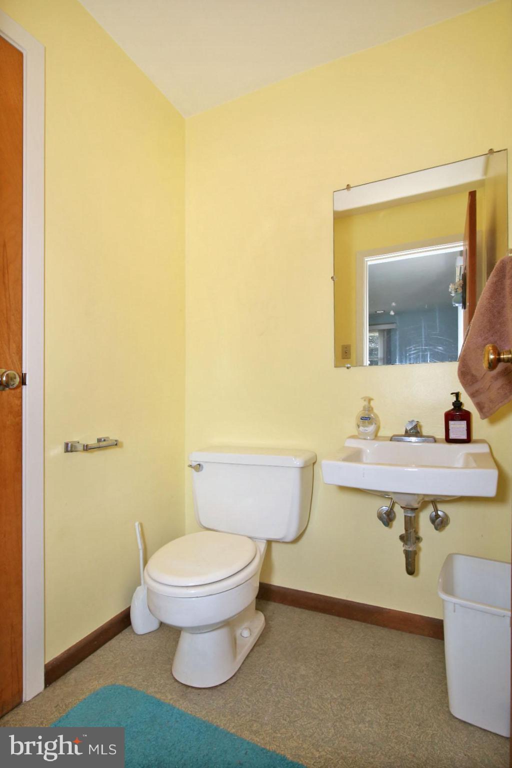 421 Hilltop Road Myerstown, PA 17067 - Photo 35 of 41 Gallery Image 35