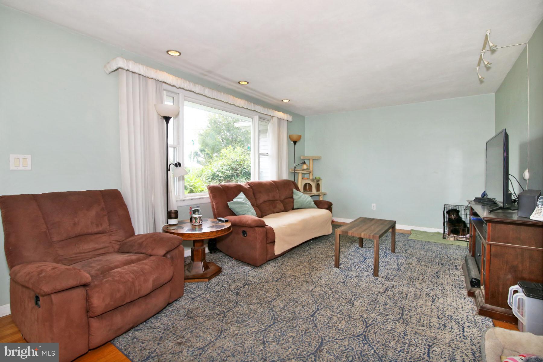 421 Hilltop Road Myerstown, PA 17067 - Photo 10 of 41 Gallery Image 10