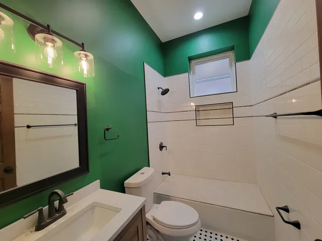 $2,200 | 1644 South Millard Avenue, Unit 1, Chicago, IL 60623