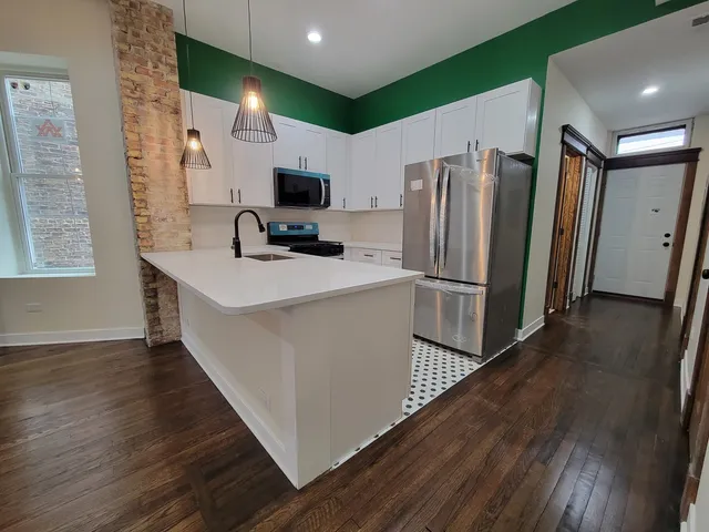 $2,200 | 1644 South Millard Avenue, Unit 1, Chicago, IL 60623