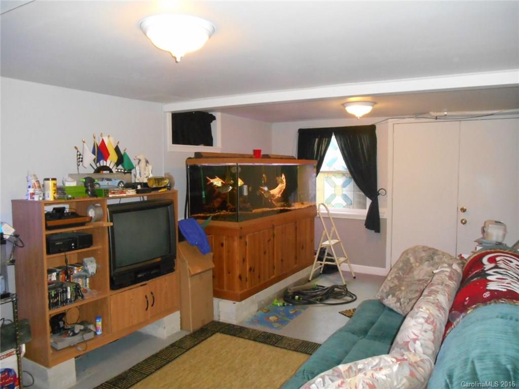 335 Safrit Road Salisbury, NC 28146 - Photo 11 of 13 Gallery Image 11