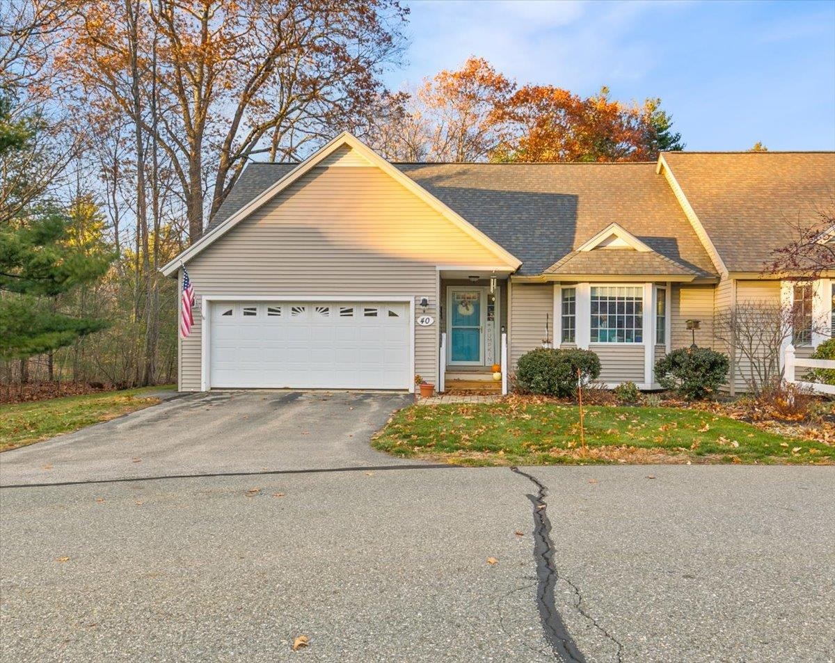 40 Cricket Hill Road East Kingston, NH 03827 - Photo 3 of 46