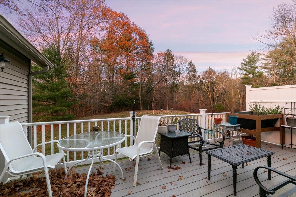 40 Cricket Hill Road East Kingston, NH 03827 - Photo 41 of 46