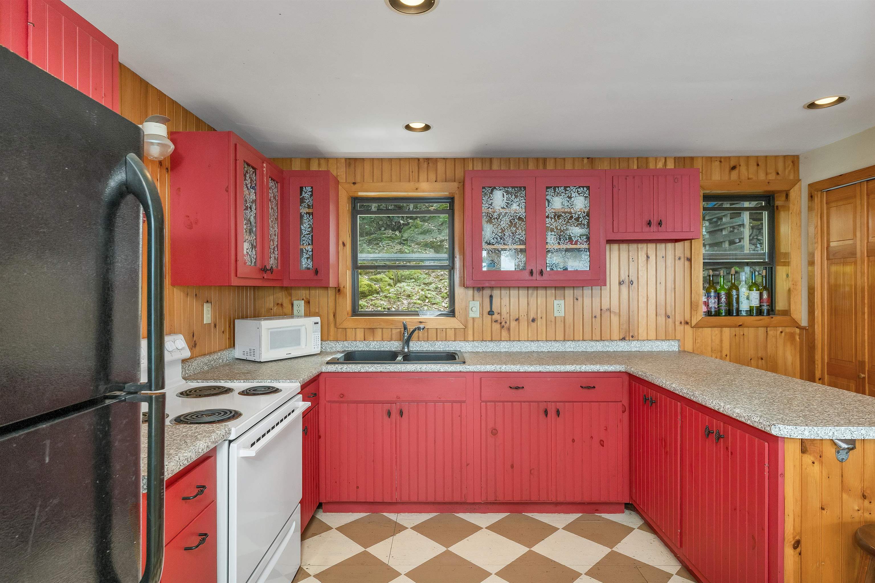 756 Rattlesnake Island Alton, NH 03810 - Photo 4 of 40