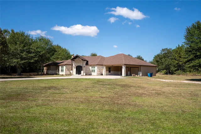 $650,000 | 9025 Water Buck Lane, Conroe, TX 77303