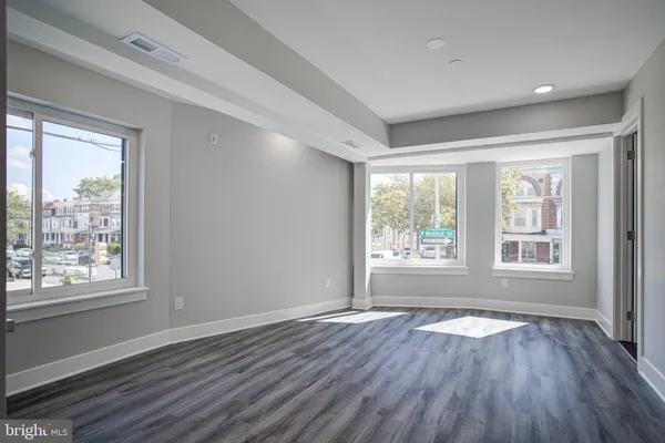 $949,900 | 540 South 52nd Street, Philadelphia, PA 19143