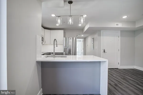 $949,900 | 540 South 52nd Street, Philadelphia, PA 19143