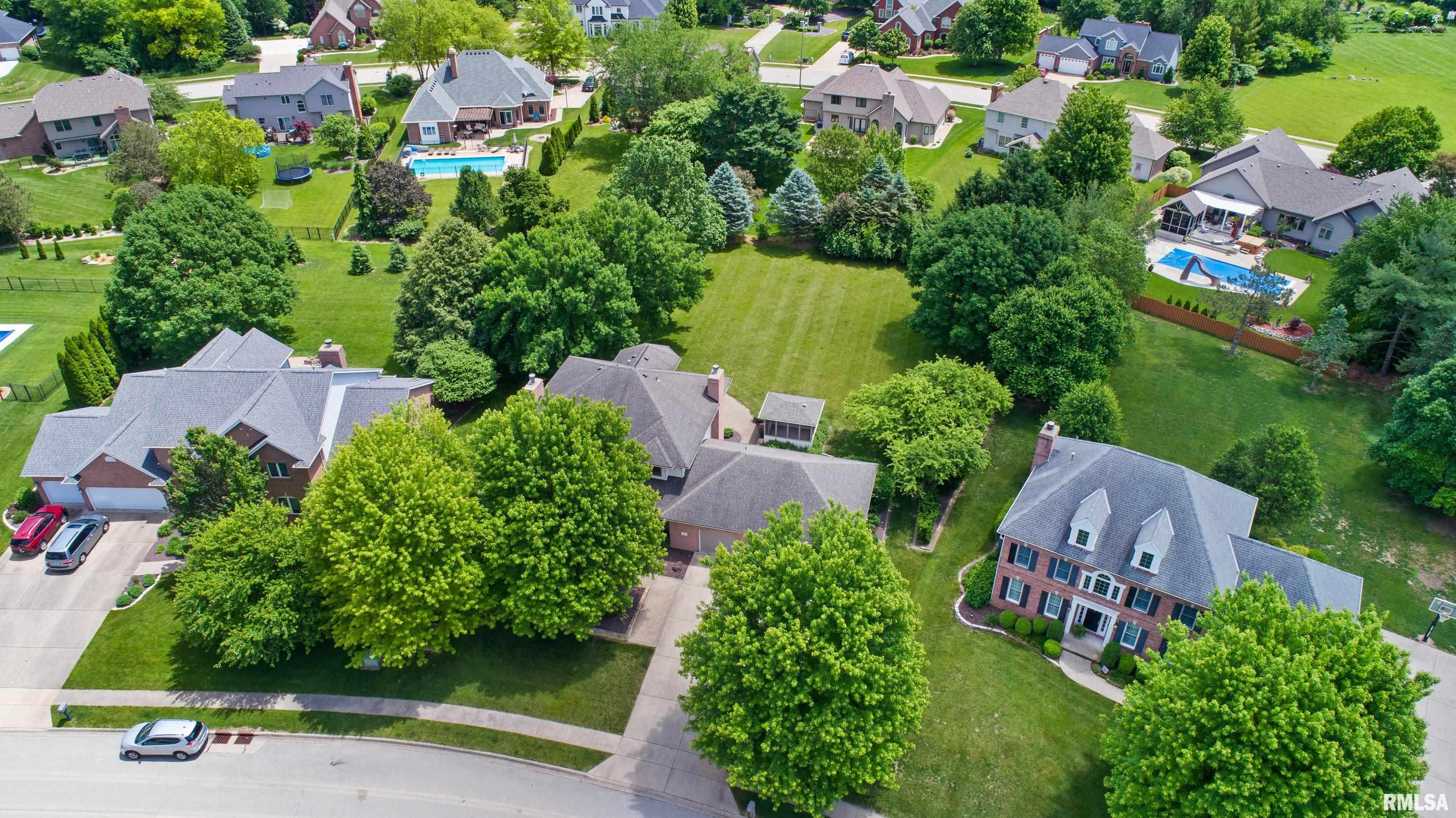 75 Diamond Point Morton, IL 61550 - Photo 11 of 54 Gallery Image 11