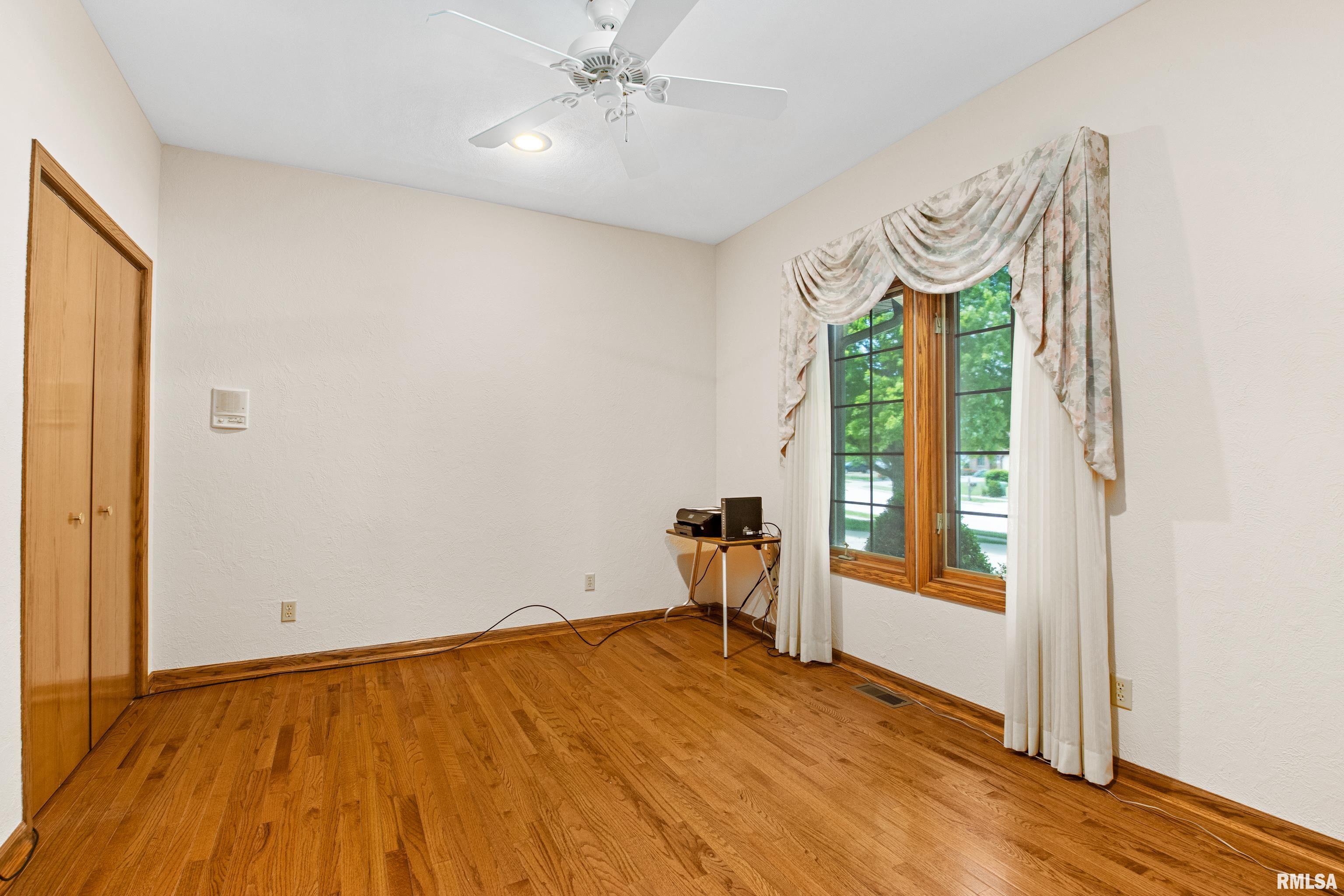 75 Diamond Point Morton, IL 61550 - Photo 30 of 54 Gallery Image 30
