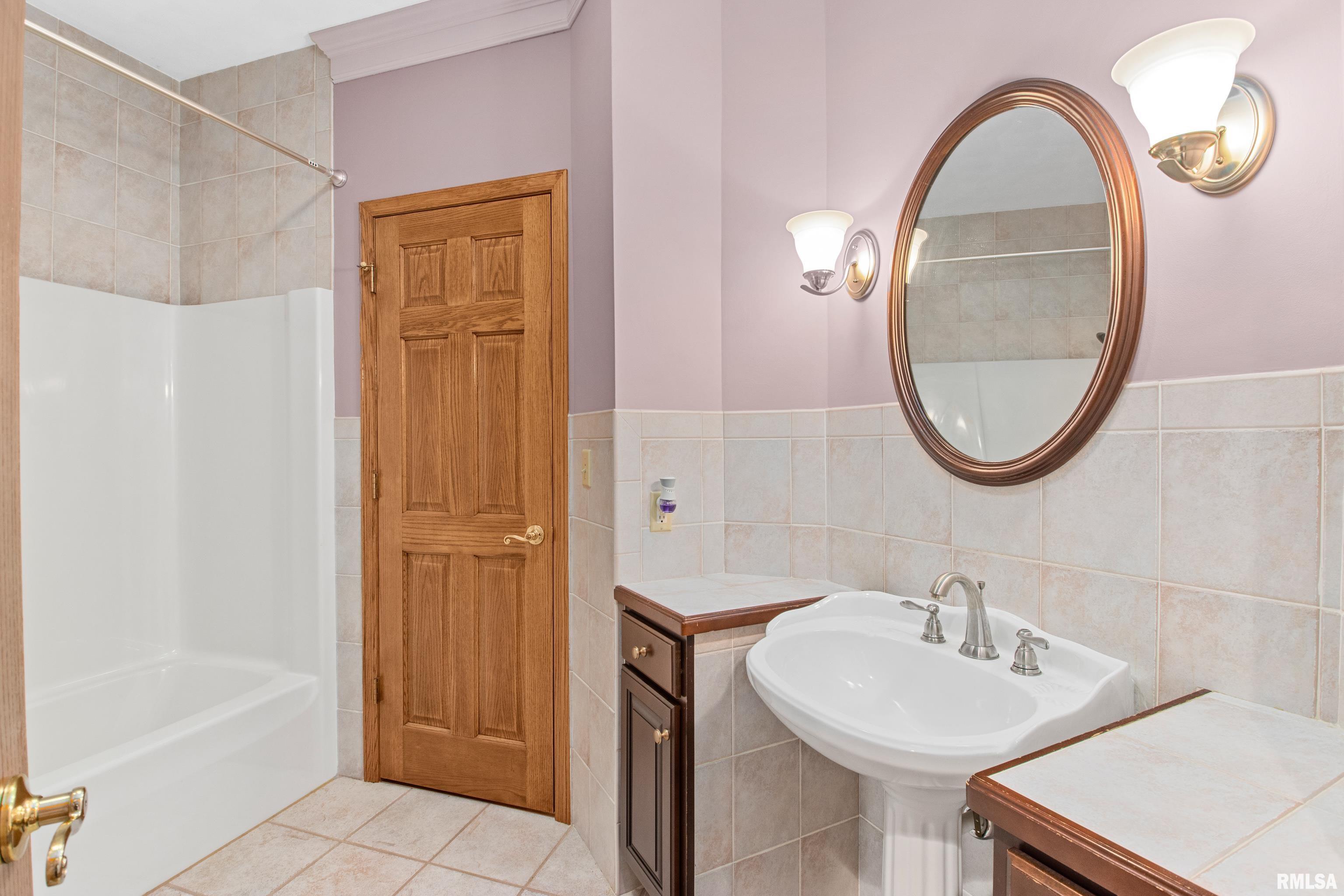 75 Diamond Point Morton, IL 61550 - Photo 33 of 54 Gallery Image 33