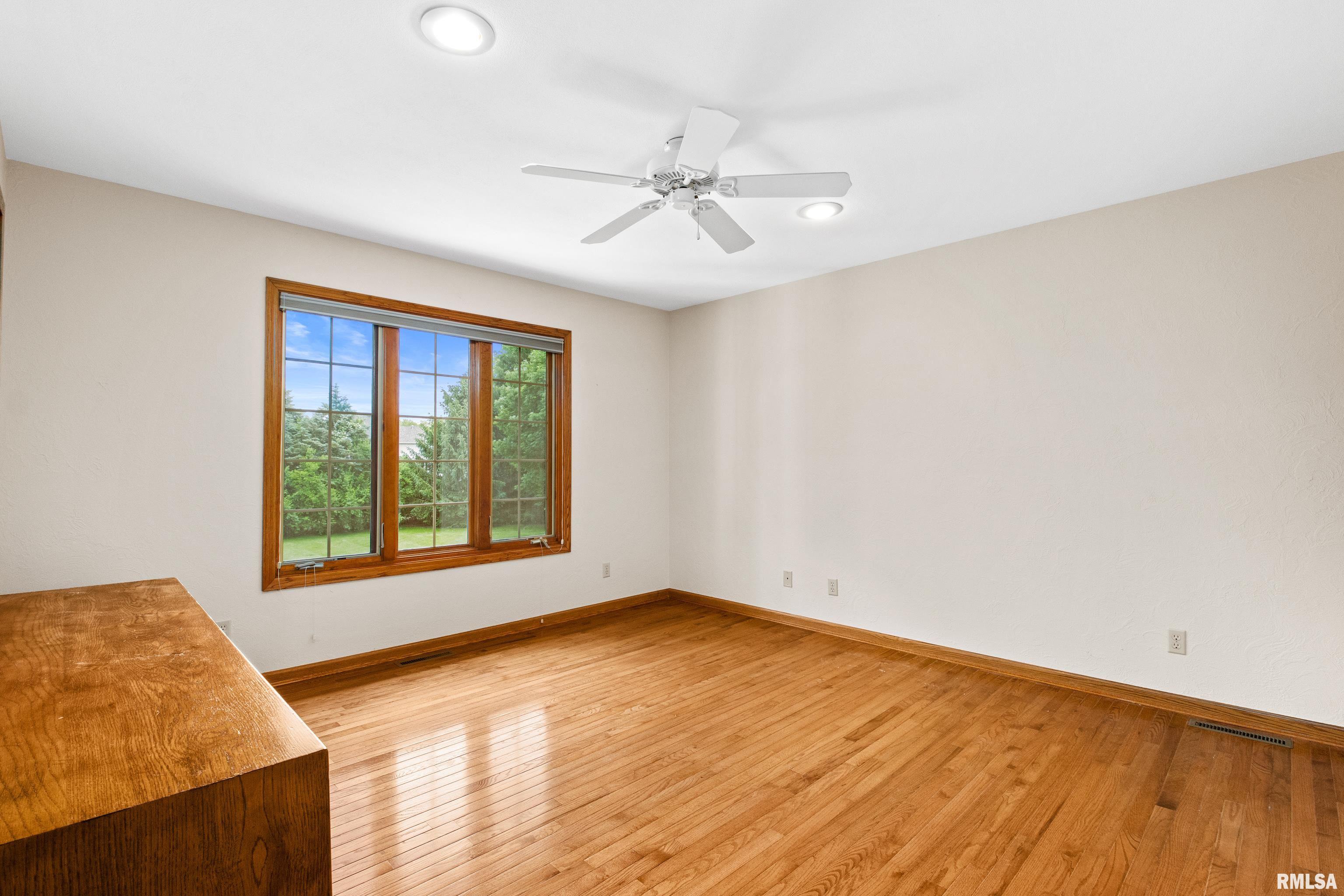 75 Diamond Point Morton, IL 61550 - Photo 45 of 54 Gallery Image 45