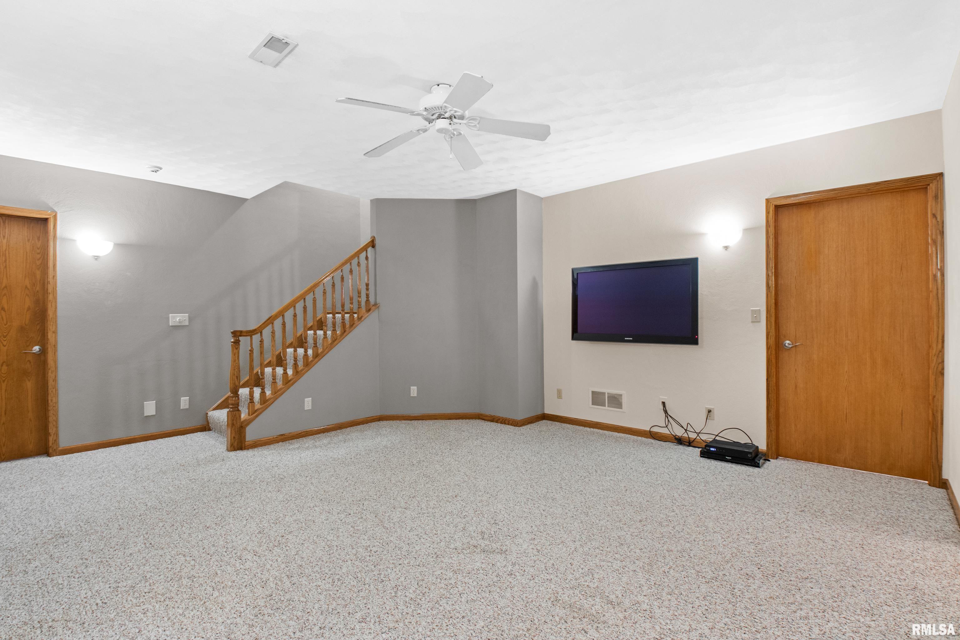 75 Diamond Point Morton, IL 61550 - Photo 49 of 54 Gallery Image 49