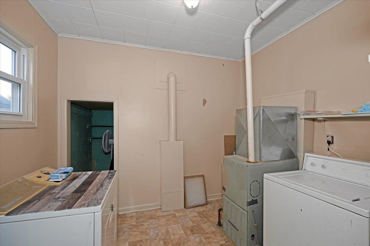 2302 Banks Avenue Superior, WI 54880 - Photo 11 of 16