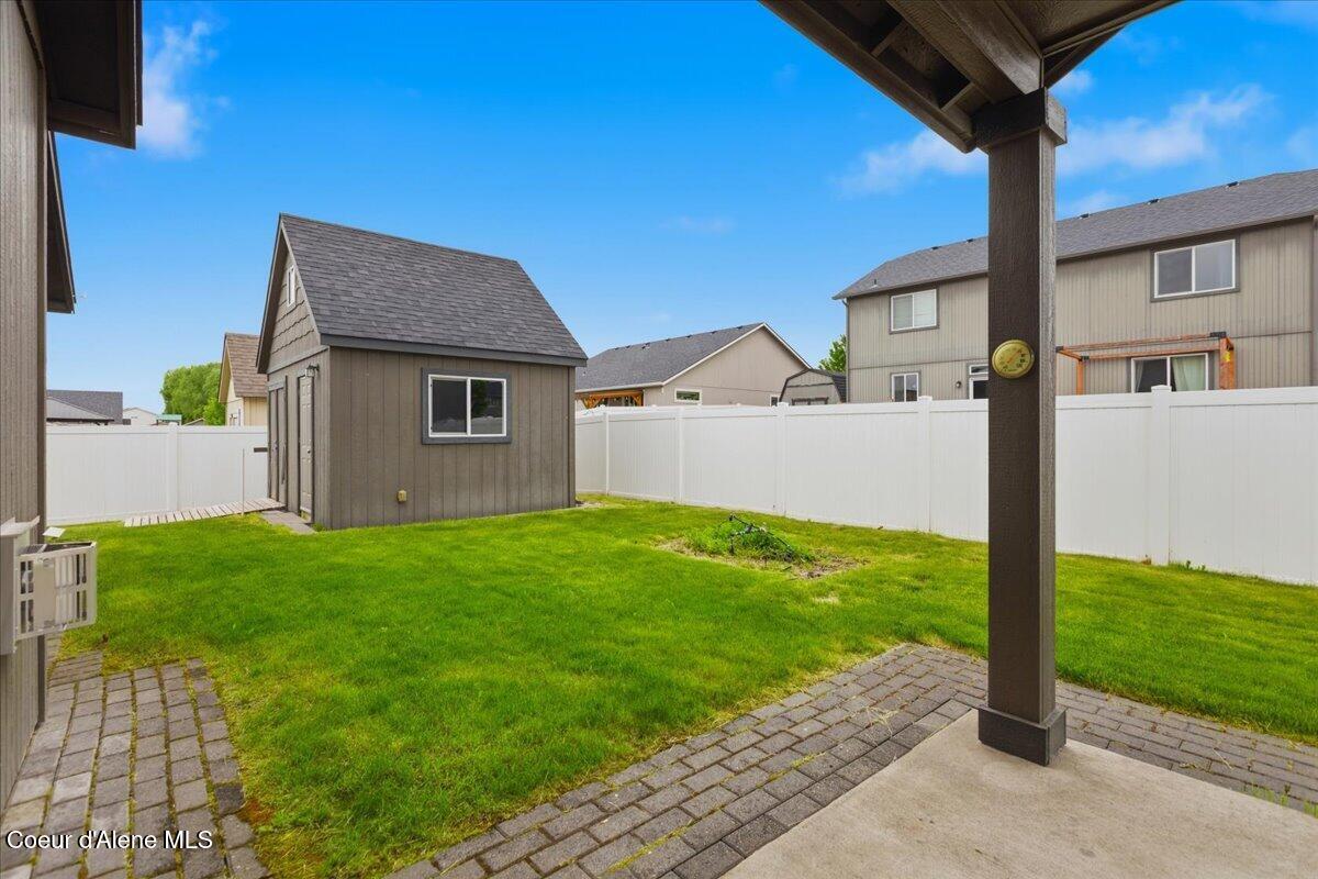 6025 West Trestle Street Rathdrum, ID 83858 - Photo 32 of 46 Back Yard