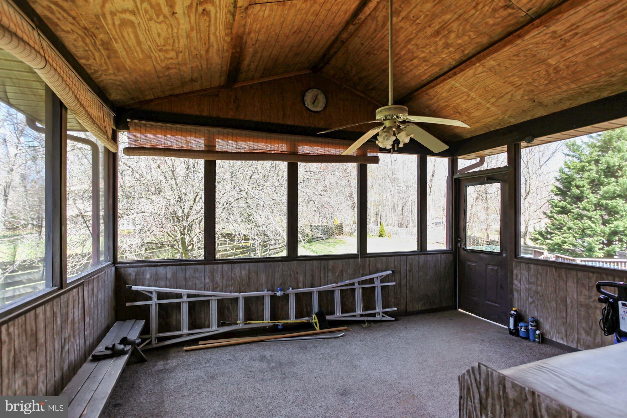 9090 Keyser Road Nokesville, VA 20181 - Photo 21 of 55 Screened in Porch off of Dining Room area