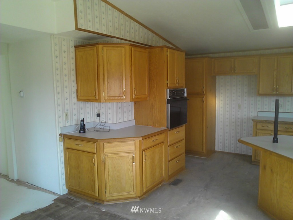 673 A Curtis Hill Road Chehalis, WA 98532 - Photo 10 of 13