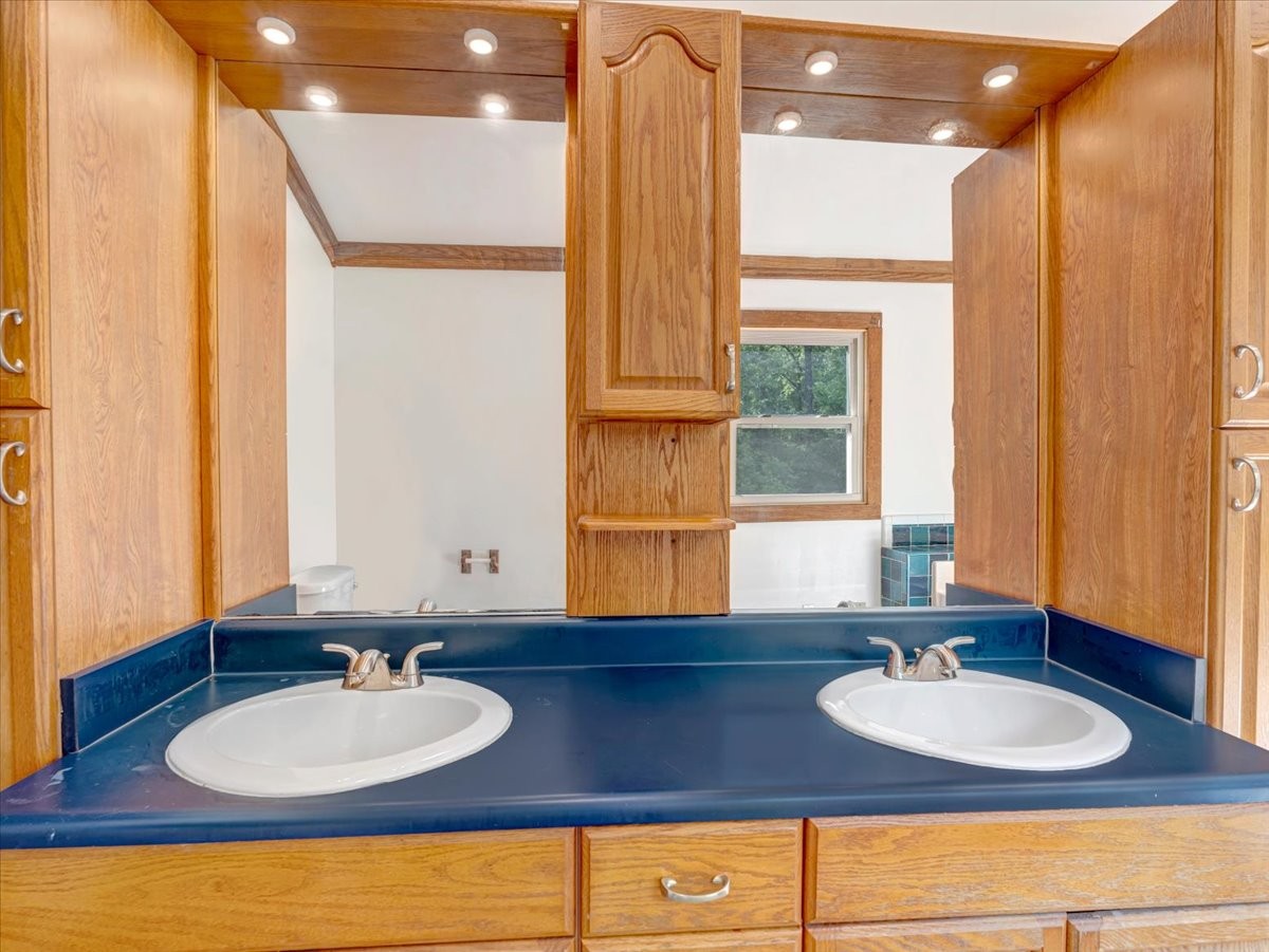 409 Elora Road Elora, TN 37328 - Photo 26 of 34 Gallery Image 26