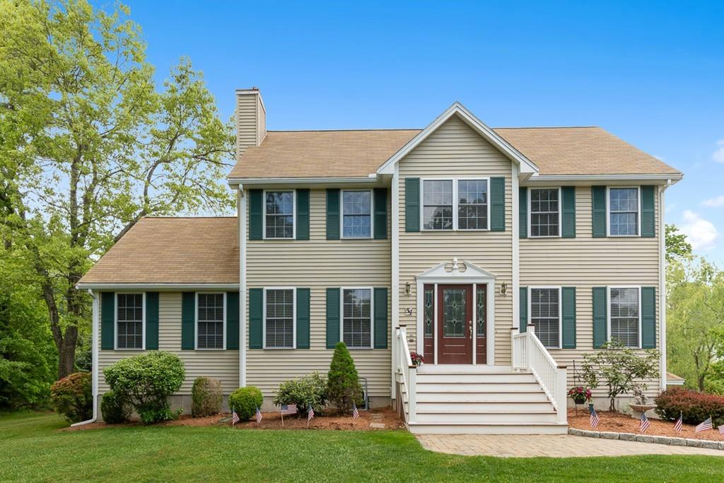 54 Harjean Road Billerica, MA 01821 - Photo 1 of 41