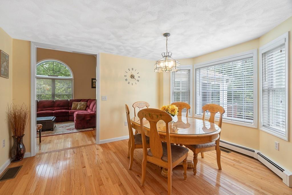 54 Harjean Road Billerica, MA 01821 - Photo 11 of 41