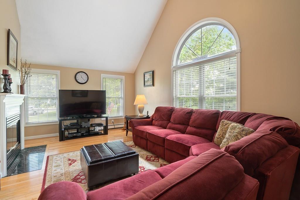54 Harjean Road Billerica, MA 01821 - Photo 14 of 41