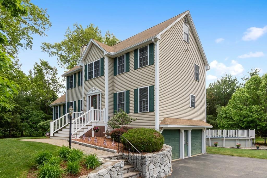 54 Harjean Road Billerica, MA 01821 - Photo 2 of 41