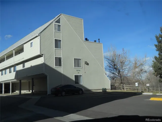 $995 | 5250 South Huron Way, Unit 13101, Littleton, CO 80120