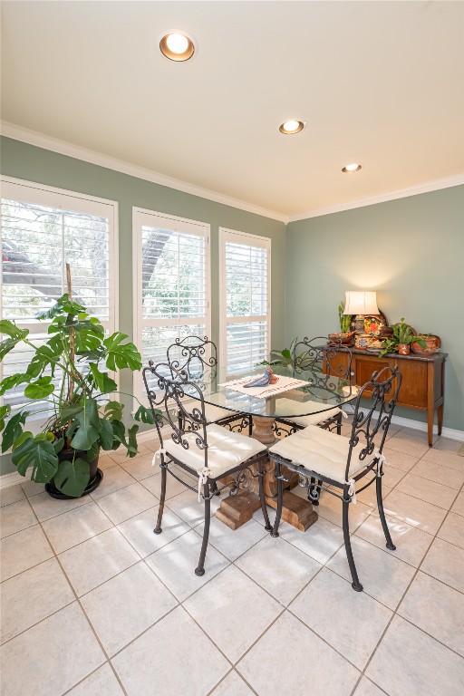 5402 Beacon Drive, Unit A Austin, TX 78734 - Photo 15 of 40 a view of a work space with furniture and a potted plant