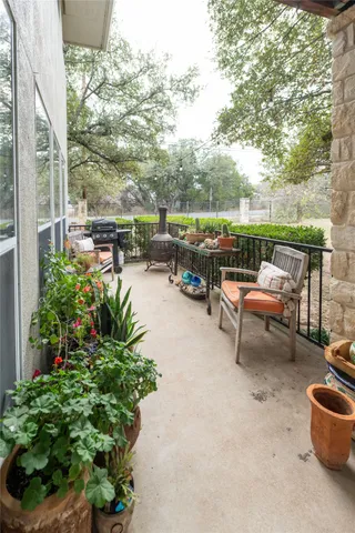 $329,999 | 5402 Beacon Drive, Unit A, Austin, TX 78734