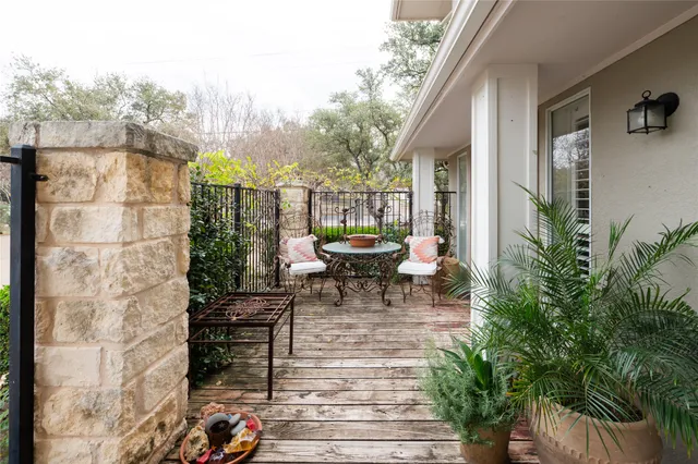 $329,999 | 5402 Beacon Drive, Unit A, Austin, TX 78734