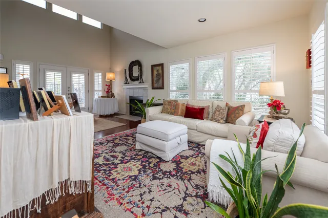 $329,999 | 5402 Beacon Drive, Unit A, Austin, TX 78734