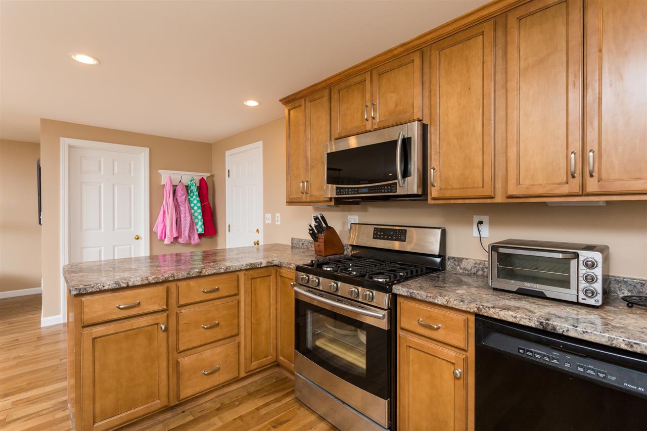 17 Harding Street Rochester, NH 03867 - Photo 12 of 40