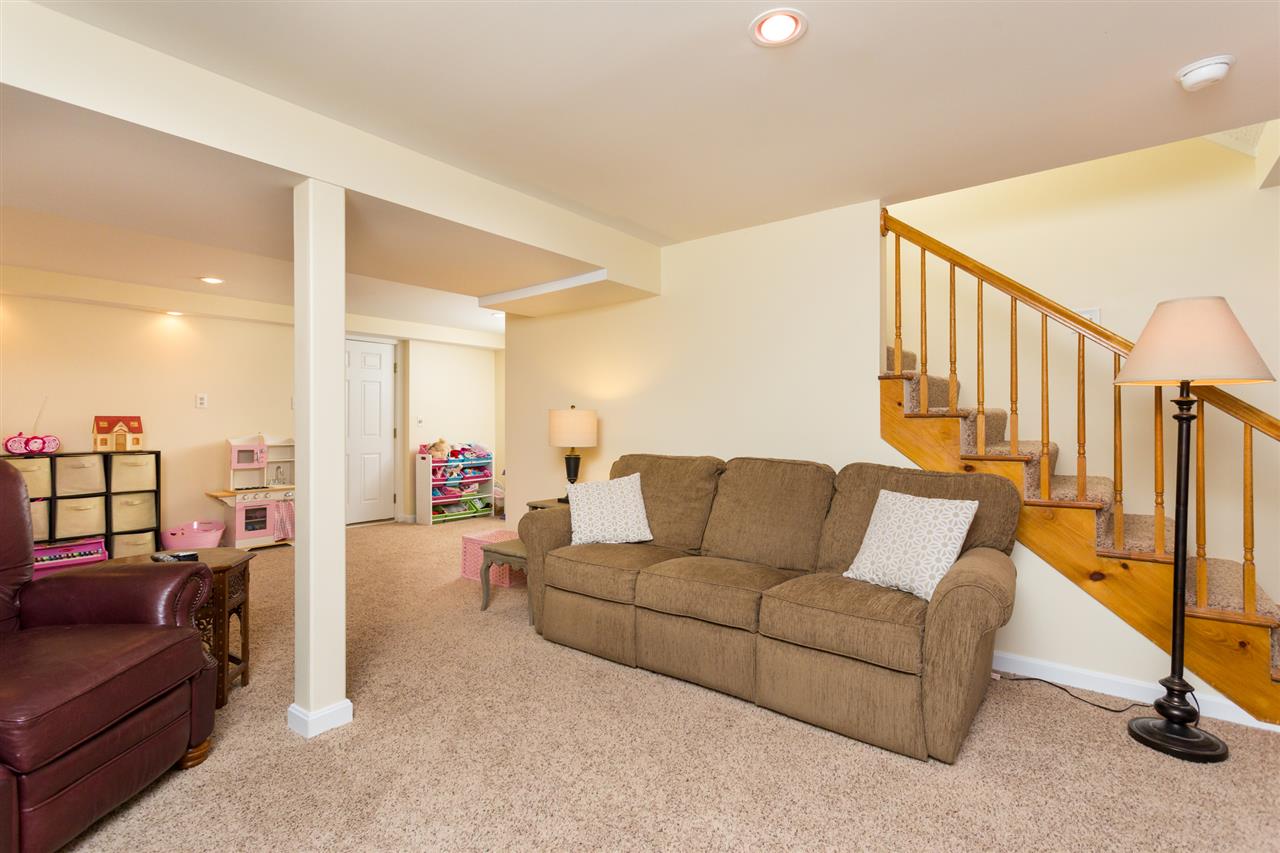17 Harding Street Rochester, NH 03867 - Photo 31 of 40