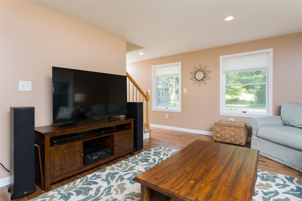 17 Harding Street Rochester, NH 03867 - Photo 6 of 40