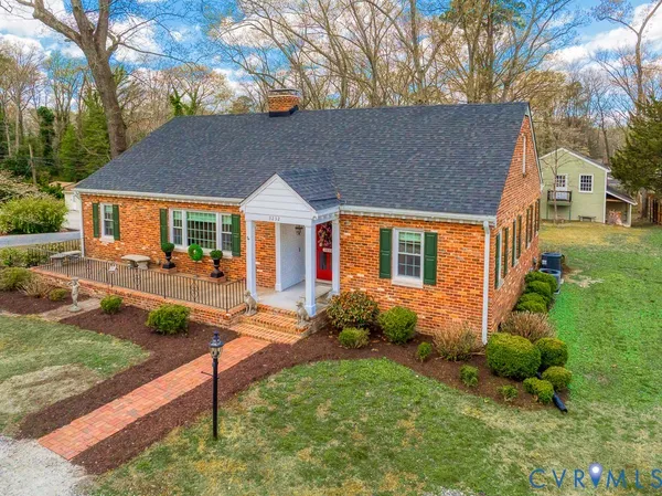 $450,000 | 3232 Osborne Road, Chester, VA 23831