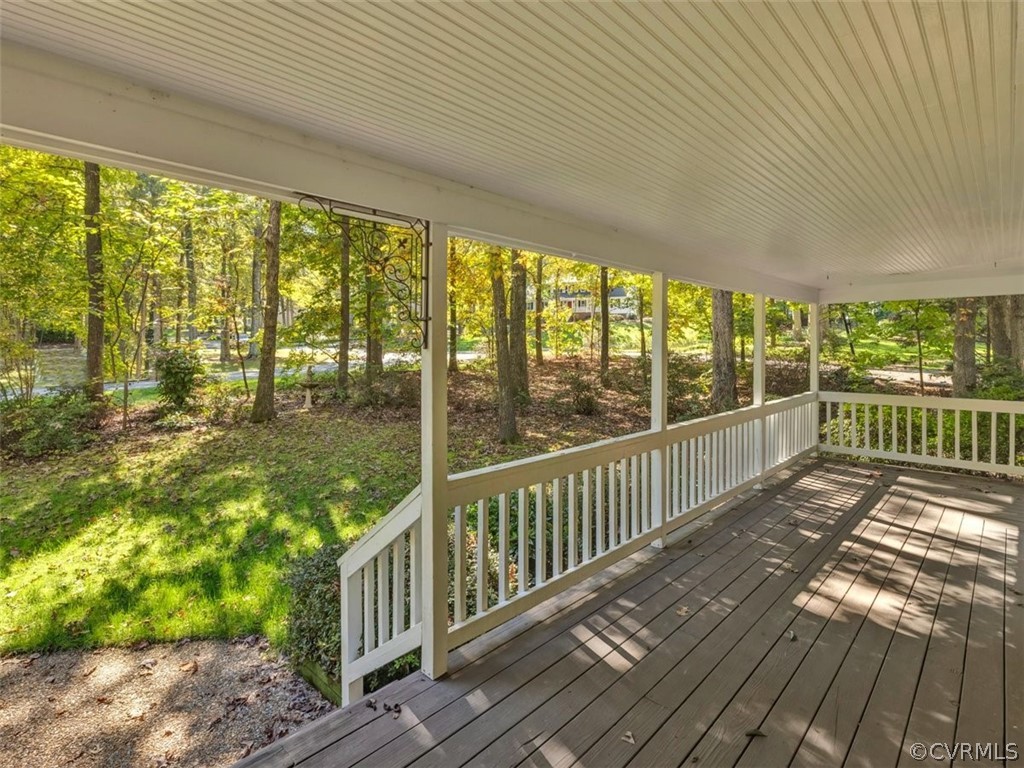 13630 Castleway Road Midlothian, VA 23114 - Photo 4 of 32