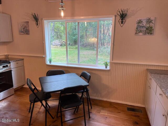 242 Lape Road Schodack, NY 12123 - Photo 10 of 33 IMG_3644