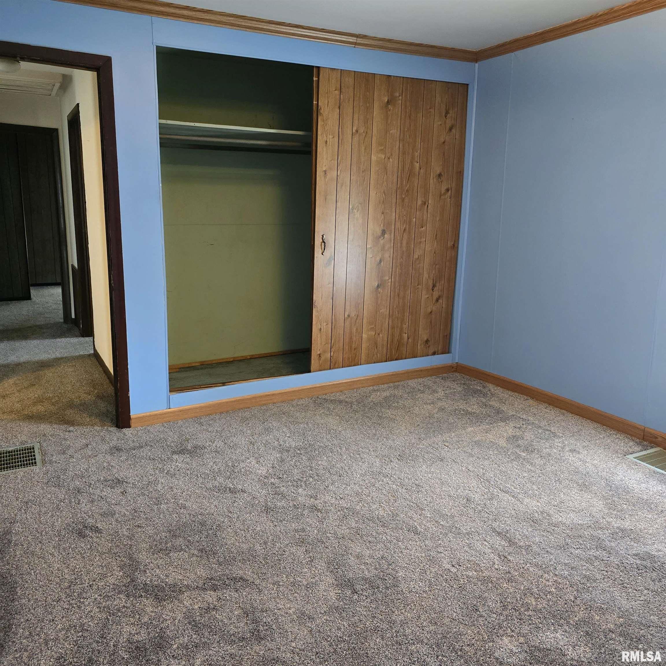 211 Maple Street Zeigler, IL 62999 - Photo 14 of 23 Gallery Image 14