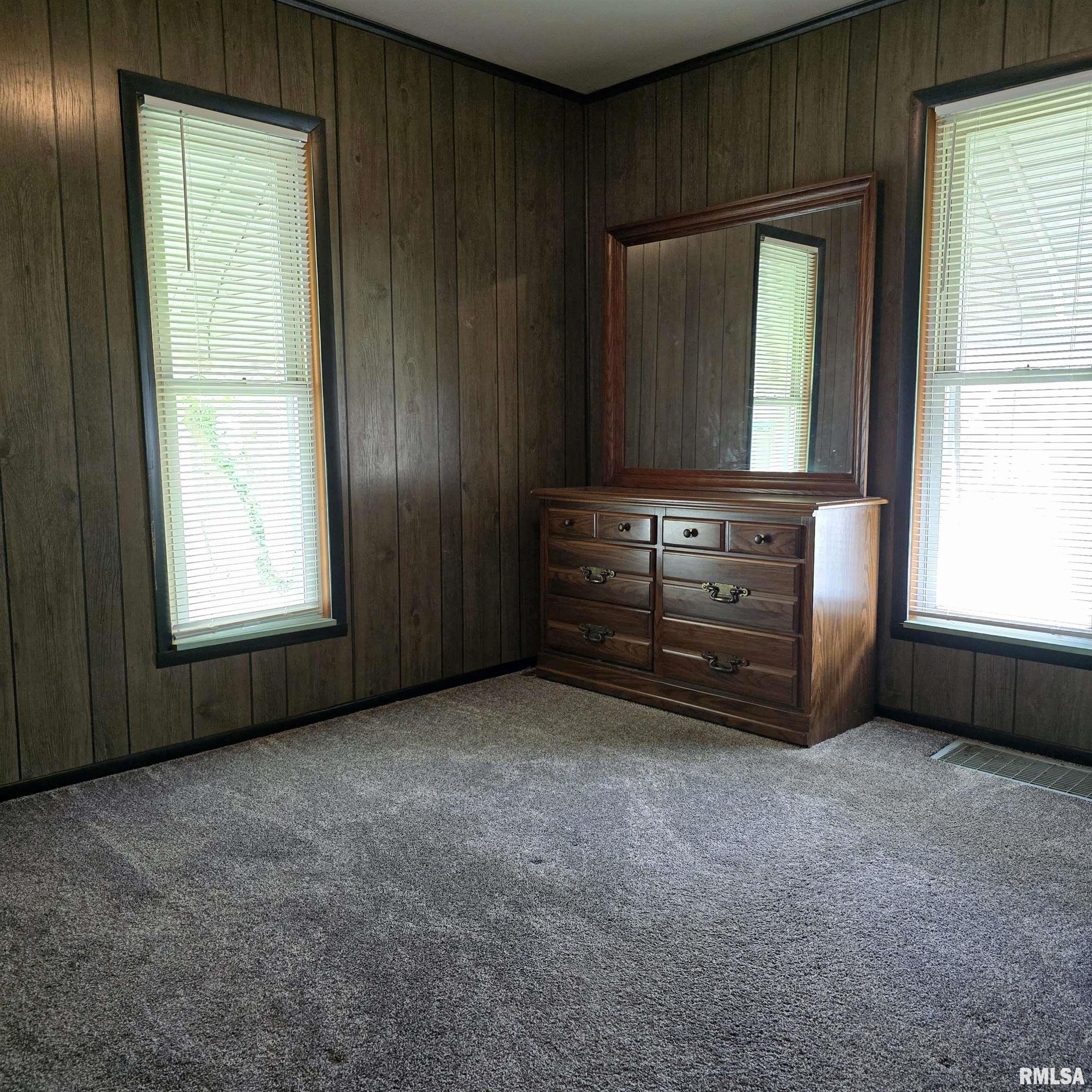 211 Maple Street Zeigler, IL 62999 - Photo 18 of 23 Gallery Image 18
