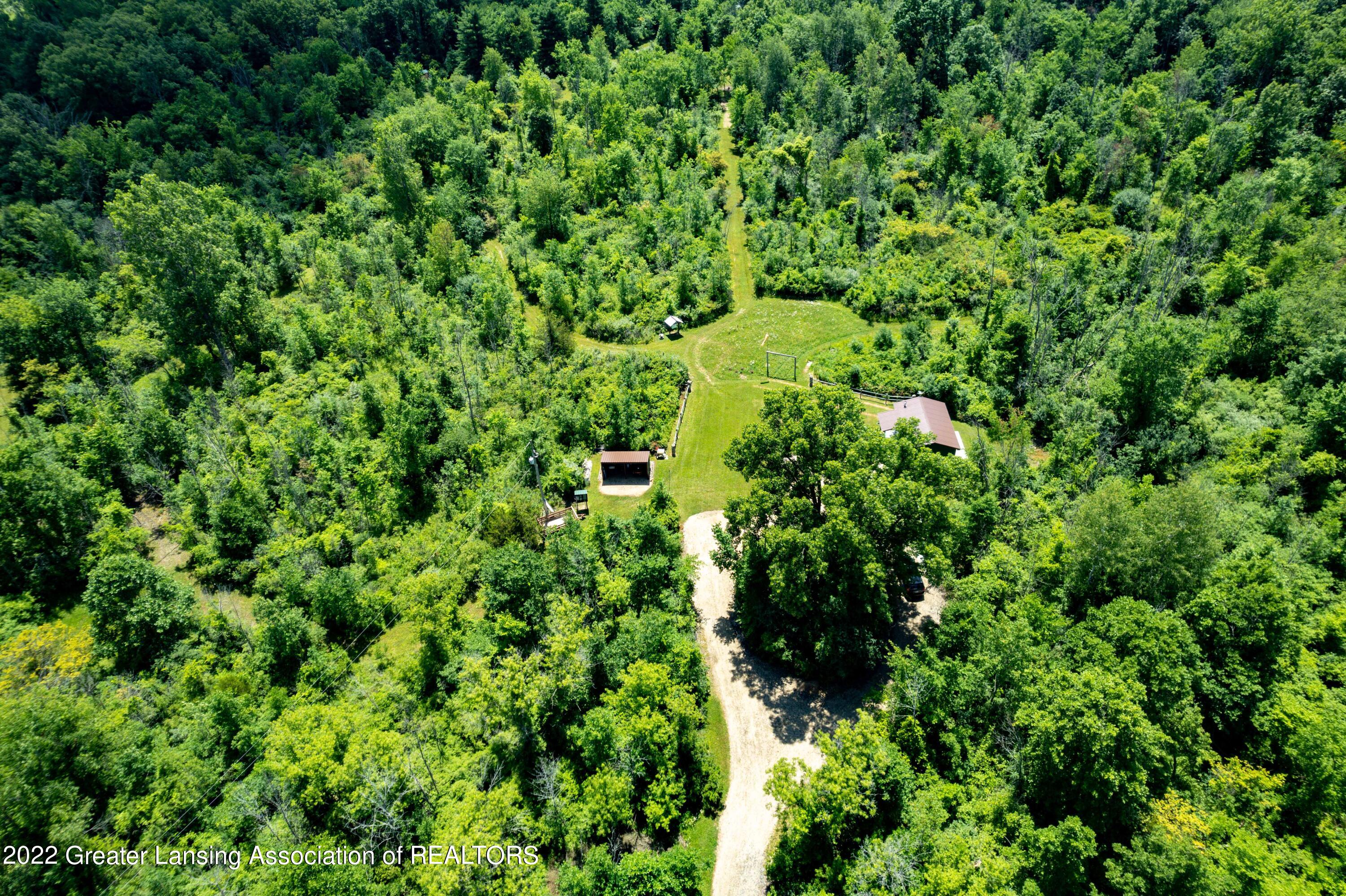 1285 West Wilson Road Perrinton, MI 48871 - Photo 43 of 51 1285 West Wilson Road Perrinton MI-123